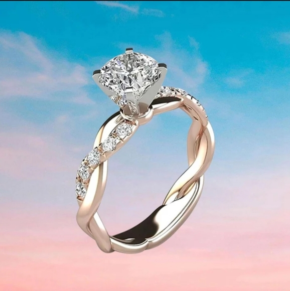 🎀925/18k White Sapphire Princess Ring - Picture 5 of 8